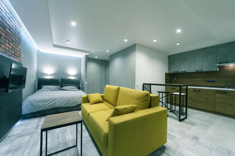 Hotrent City Deluxe Kiew Exterior foto